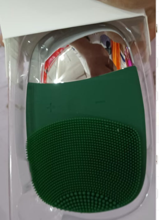 Electric Mini Silicone Facial Cleansing Brush and Skin Massager