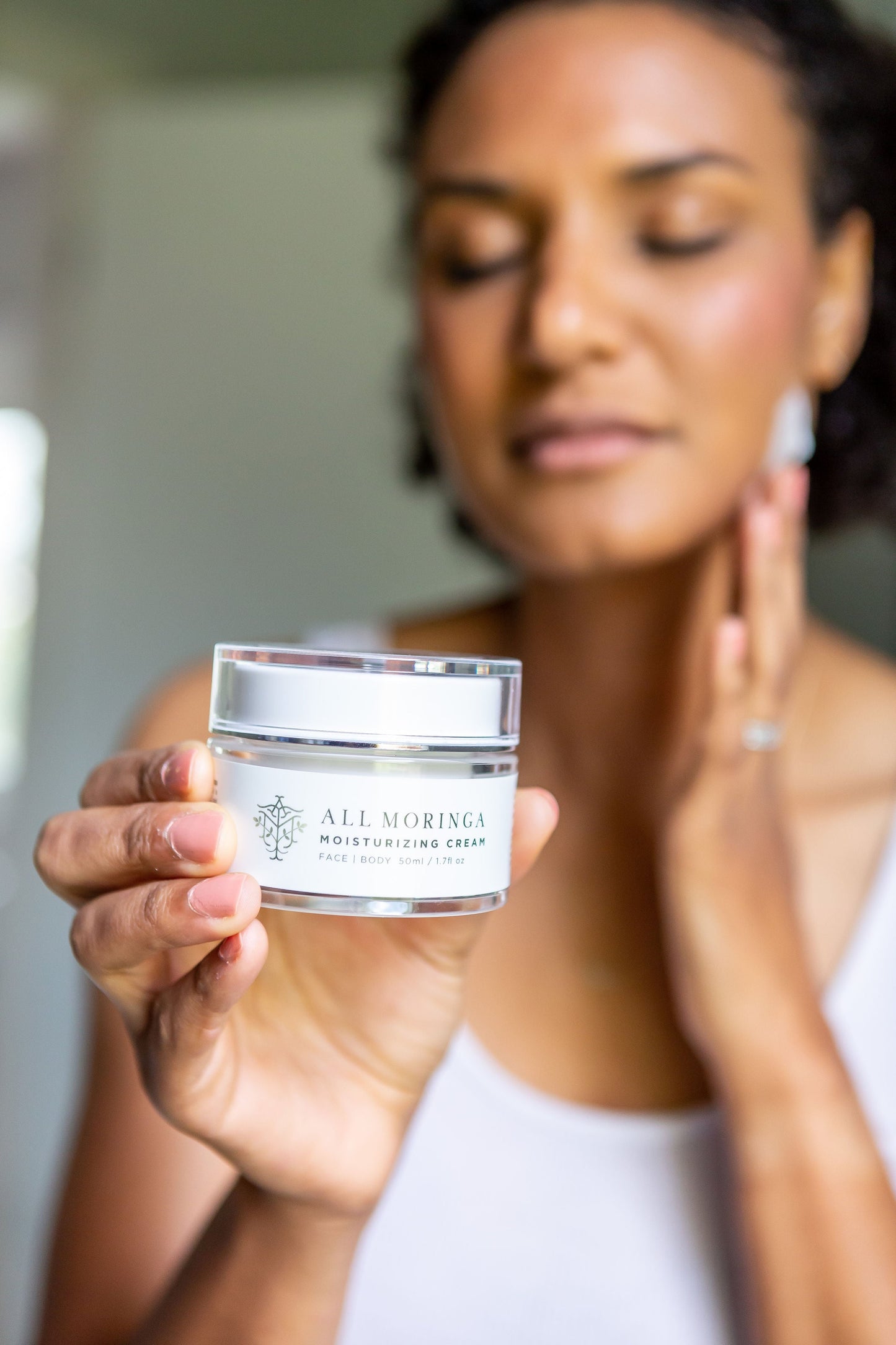 All Natural Moringa Face Cream – Lightweight Moisturizer for Sensitive Skin – Hydrating & Nourishing Formula